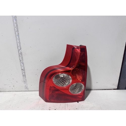 Volvo XC90 Left Lower Tail Light 07/2003-08/2006