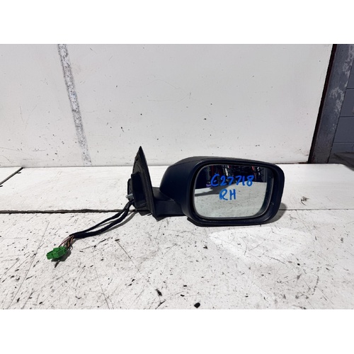 Volvo XC90 Right Door Mirror 07/2003-08/2006