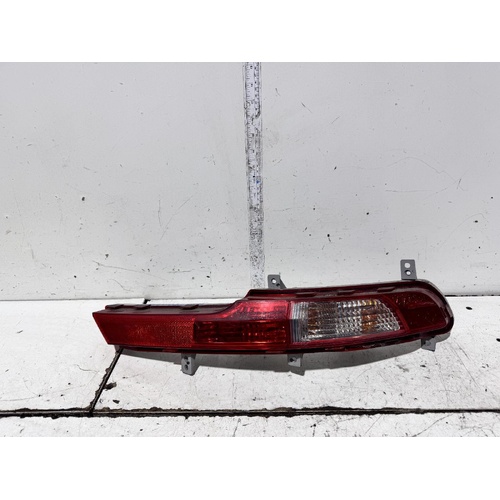 KIA Sportage Right Bumper Light SL 06/2013-10/2015