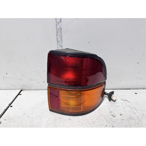Toyota Townace Tail Light Right Rear YR39 04/1992-12/1996