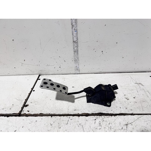 Toyota Camry Accelerator Pedal ACV40 06/2006-02/2012