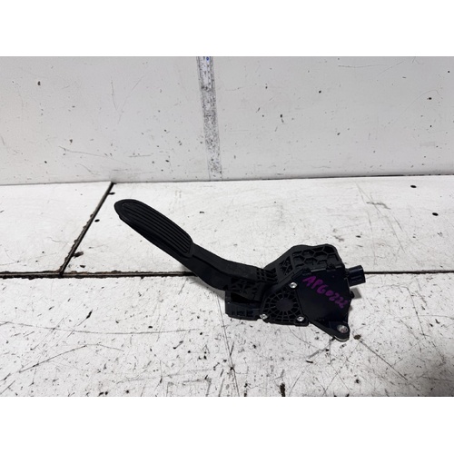 Toyota Hilux Accelerator Pedal GUN126 06/2020-09/2023
