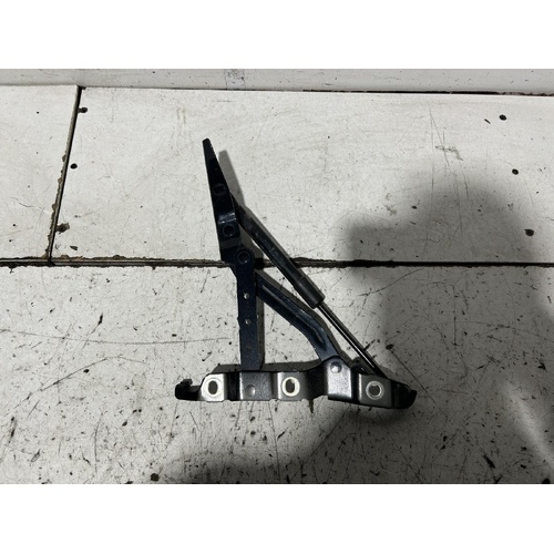 Audi A5 Left Bootlid Hinge / Strut 8T 08/2009-11/2016