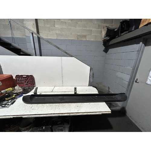 Toyota Hilux Left Side Step GUN126 06/2015-2025