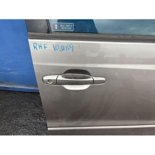 Toyota Estima Right Front Outer Door Handle MCR30 2000-2006
