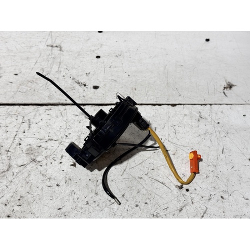 Toyota Hiace Clockspring TRH201 01/2005-01/2014