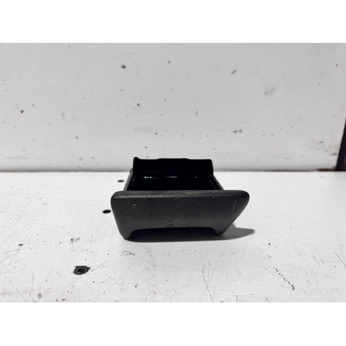 Toyota Landcruiser Ashtray UZJ100 01/1998-10/2007