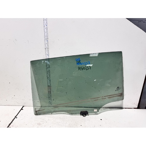 KIA Sportage Left Rear Door Window Glass SL 05/2010-10/2015