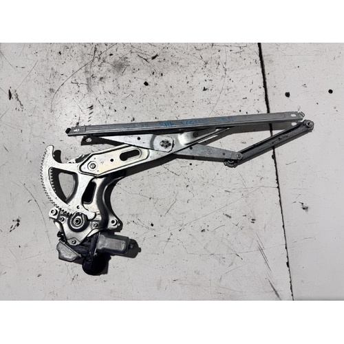 Toyota Yaris Right Front Door Window Regulator NCP130 08/2011-12/2019