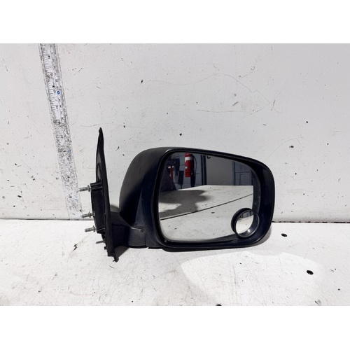 Toyota Hilux Right Door Mirror TGN16 03/2005-08/2015