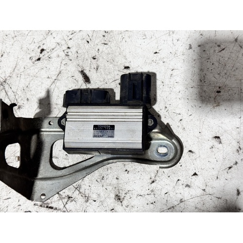 Toyota Hilux Air Injection Control Driver TGN16 02/2005-08/2015