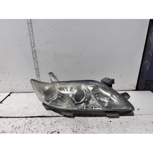 Toyota Camry Right Head Light ACV40 06/2006-06/2009