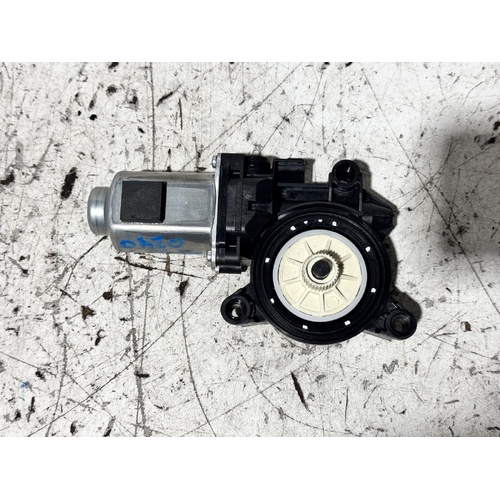 Hyundai I30 Right Front Door Window Regulator Motor PD 03/2017-04/2018