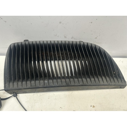 Holden Commodore Right Grille VX Series I 09/2000-08/2001