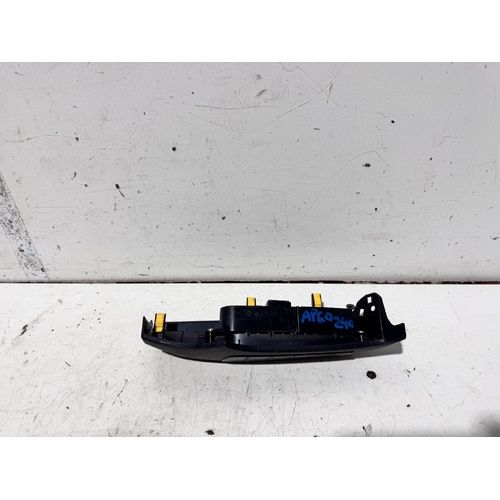 Hyundai I30 Traction Control Switch Assembly PD 03/2017-04/2018