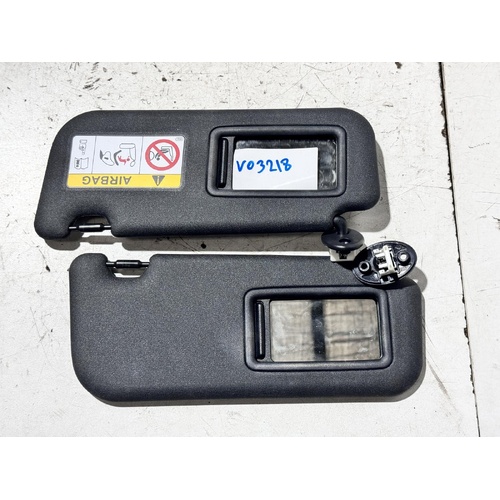 Toyota Yaris Sun Visors MXPA10 04/2020-10/2022