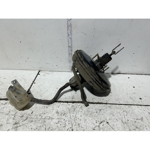 Lexus RX330 Brake Booster with Master Cylinder MCU38 04/2003-11/2005