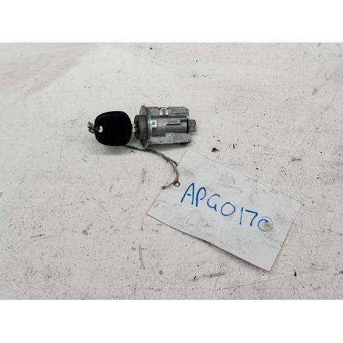 Toyota Hilux Ignition Barrel with Key TGN16 03/2005-08/2015