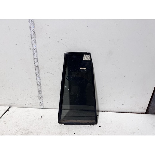 Toyota Kluger Right Rear Door 1/4 Glass GSU45 05/2007-02/2014