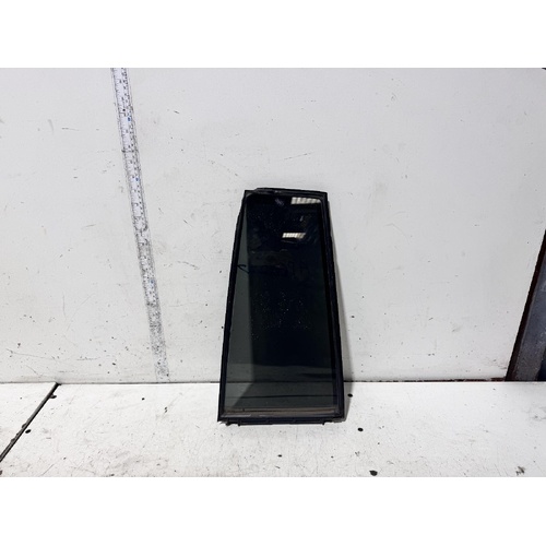Toyota Kluger Left Rear Door 1/4 Glass GSU45 05/2007-02/2014