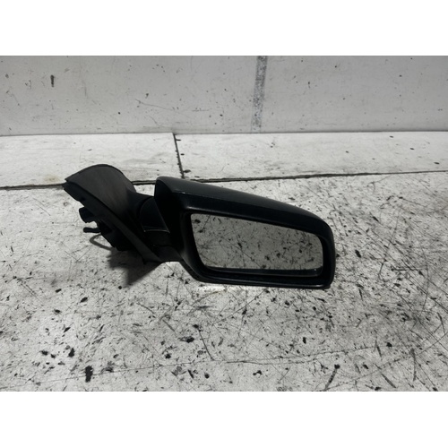 Holden Commodore Right Door Mirror VF 05/2013-12/2017