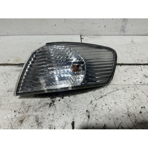 Toyota Camry Left Corner Light MCV20 10/2000-08/2002