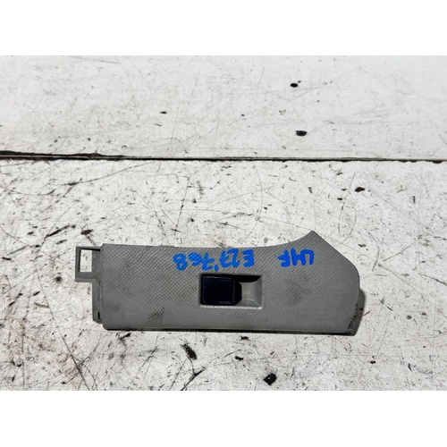 Toyota Yaris Left Front Power Window Switch NCP91 10/2005-12/2019