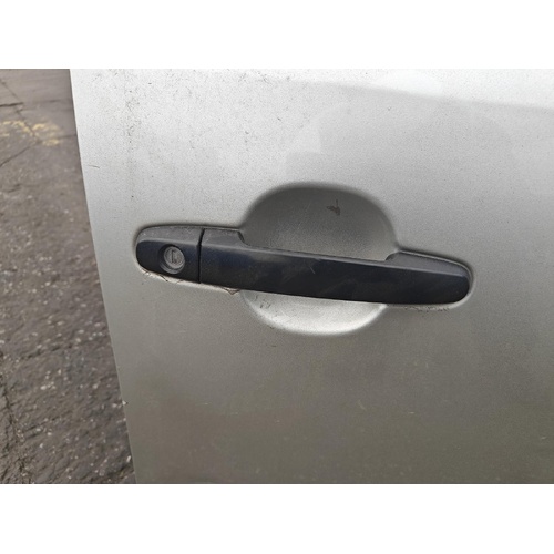 Toyota Hilux Right Front Outer Door Handle TGN16 03/2005-08/2015