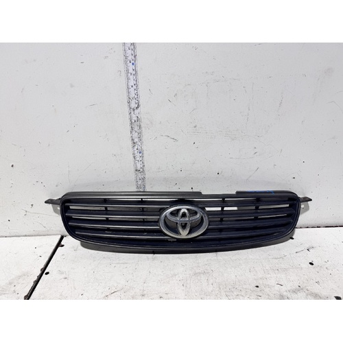Toyota Corolla Grille AE112 10/1998-11/2001
