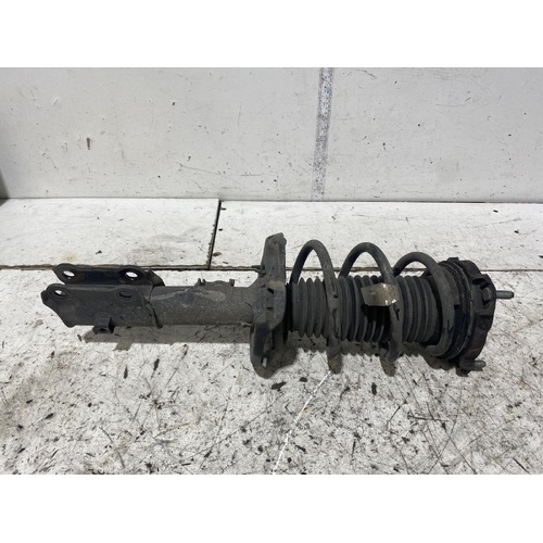Hyudnai I30 Left Front Strut CN7 10/2020-2025