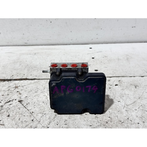 Toyota Camry ABS Module ASV50 05/2015-10/2017