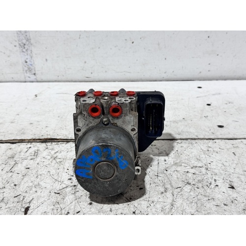 Toyota Kluger ABS Module GSU45 05/2007-02/2014