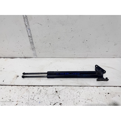 Toyota RAV4 Tailgate Struts ZSA42 12/2012-12/2018