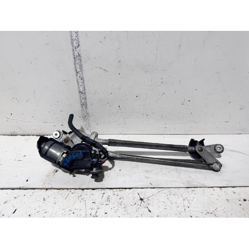 Toyota RAV4 Front Wiper Assembly ACA33 11/2005-11/2012