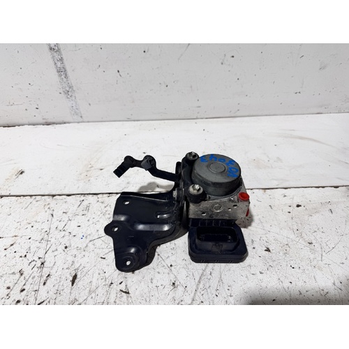 Toyota Corolla ABS Module ZRE152 03/2007-12/2013