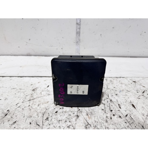 Mercedes CLS Class ABS Module C219 04/2005-05/2011
