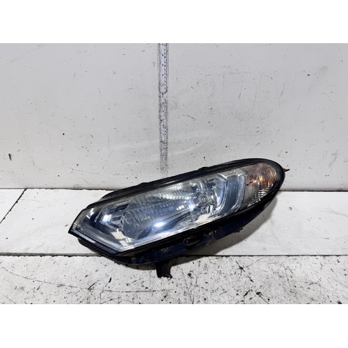 Ford Ecosport Left Head Light BK 11/2013-10/2017