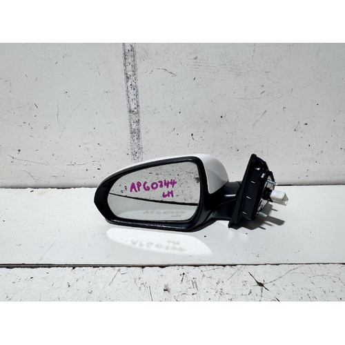 Hyundai I30 Left Door Mirror PD 03/2017-12/2023