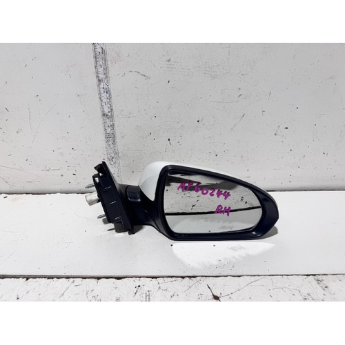 Hyundai I30 Right Door Mirror PD 03/2017-12/2023