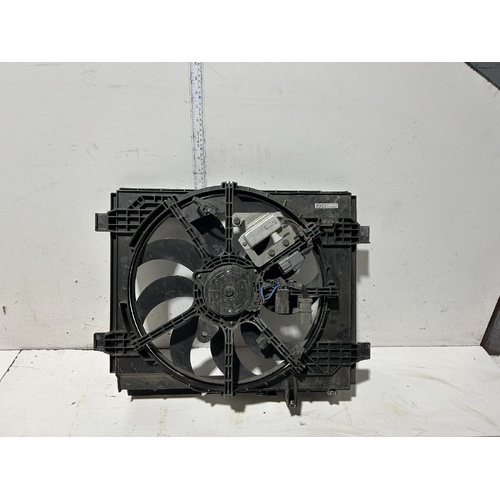 Nissan Pulsar Radiator Fan Assembly B17 12/2012-12/2017