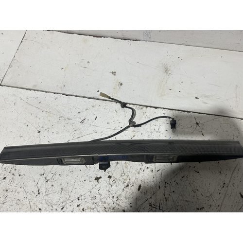 Holden Commodore Centre Bootlid Garnish VS 06/1993-04/1997
