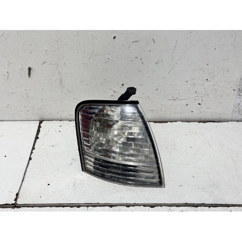 Toyota Avalon Right Corner Light MCX10 07/2000-09/2003