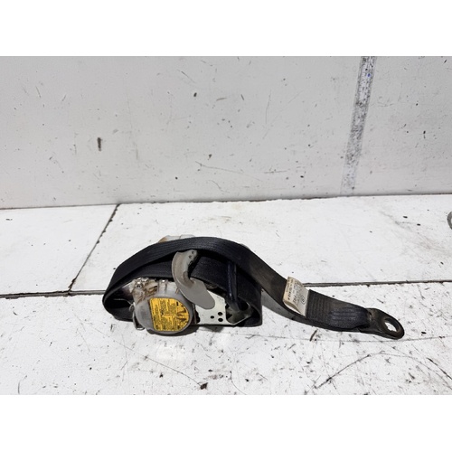 Toyota RAV4 Right Front Seat Belt ACA33 11/2005-11/2012