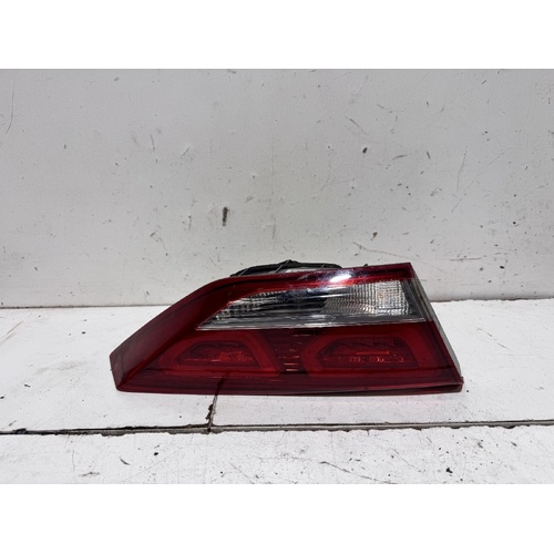 Hyundai Elantra Left Bootlid Light AD 12/2015-09/2018