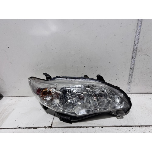 Toyota Corolla Right Head Light ZRE152 04/2010-12/2013