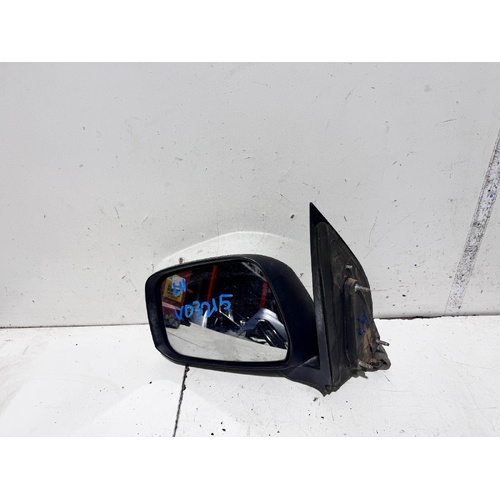 Nissan Navara Left Door Mirror D40 09/2005-08/2015