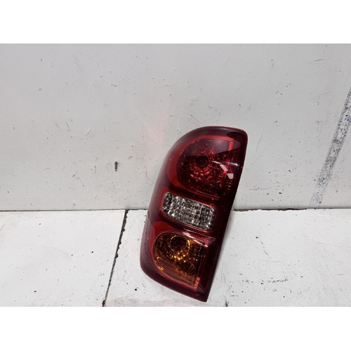 Toyota RAV4 Left Tail Light ACA23 07/2003-10/2005
