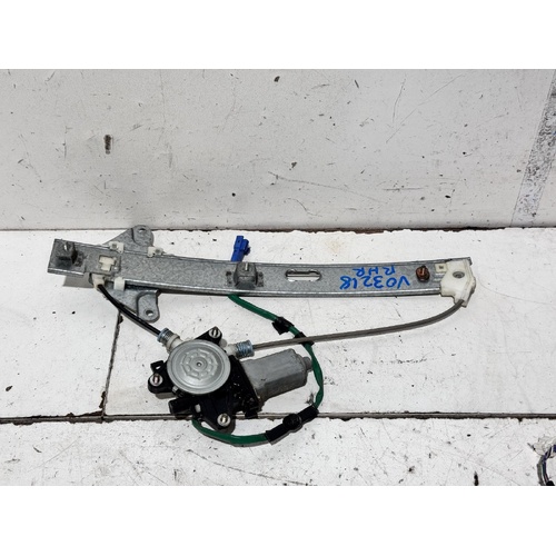 Toyota Avalon Right Rear Door Window Regulator MCX10 07/2000-06/2005