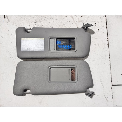 Toyota RAV4 Sun Visors ACA23 07/2003-10/2005