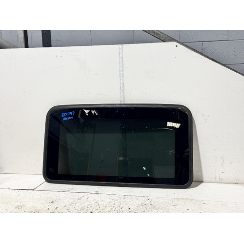 Toyota Avalon Sunroof Glass MCX10 07/2000-02/2003